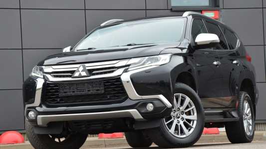 Mitsubishi Pajero Sport III