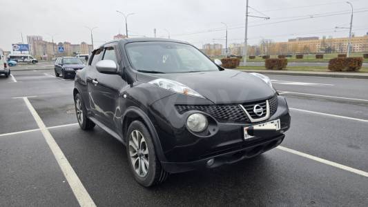 Nissan Juke YF15