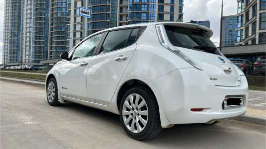 Nissan Leaf I