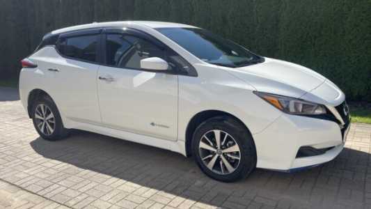 Nissan Leaf II, 2019, пробег 61000 км