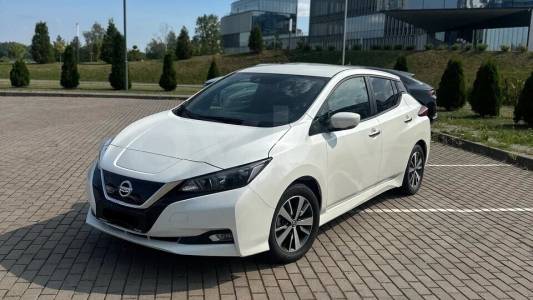 Nissan Leaf II