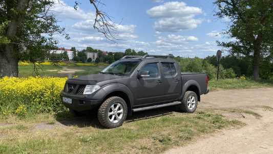 Nissan Navara D40