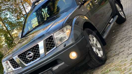 Nissan Navara D40