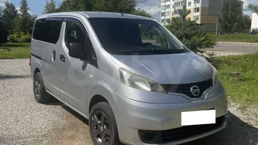 Nissan NV200 I