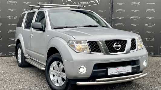 Nissan Pathfinder R51