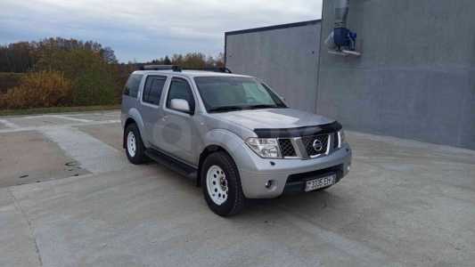 Nissan Pathfinder R51