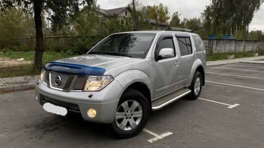 Nissan Pathfinder R51