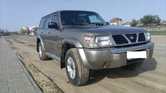 Nissan Patrol Y61