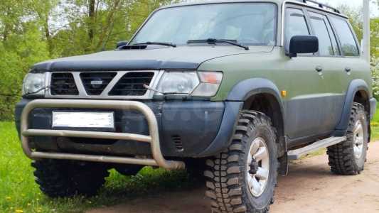 Nissan Patrol Y61