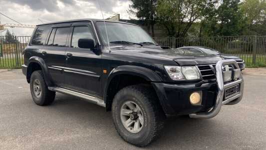 Nissan Patrol Y61