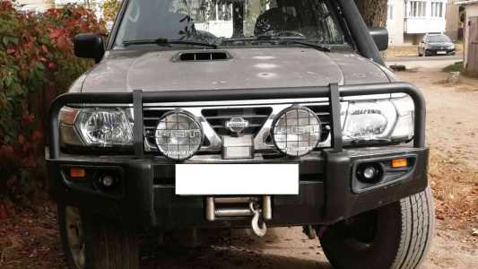 Nissan Patrol Y61