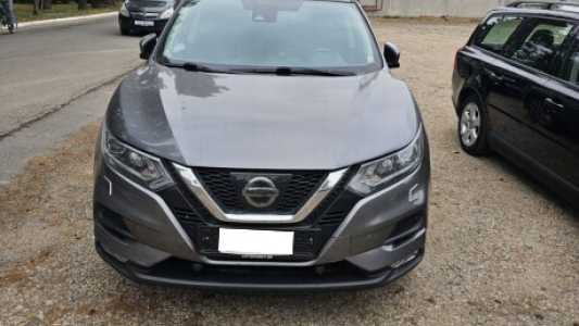 Nissan Qashqai II Рестайлинг, 2017, пробег 150000 км Nissan Qashqai II Рестайлинг, 2017, пробег 150000 км