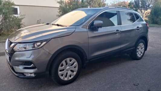 Nissan Qashqai II Рестайлинг, 2018, пробег 180000 км Nissan Qashqai II Рестайлинг, 2018, пробег 180000 км