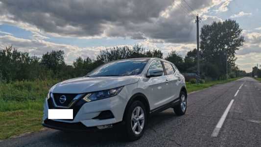 Nissan Qashqai II Рестайлинг, 2019, пробег 214000 км Nissan Qashqai II Рестайлинг, 2019, пробег 214000 км