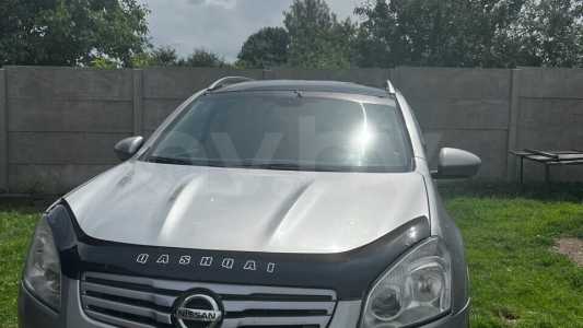 Nissan Qashqai+2 I