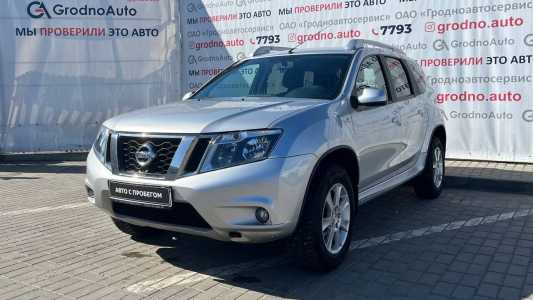 Nissan Terrano D10