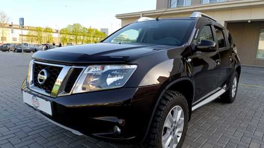 Nissan Terrano D10