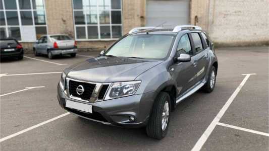 Nissan Terrano D10