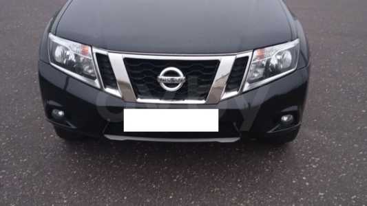 Nissan Terrano D10