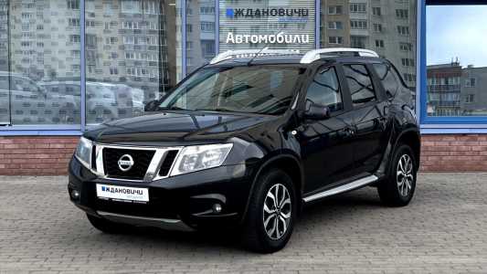 Nissan Terrano D10