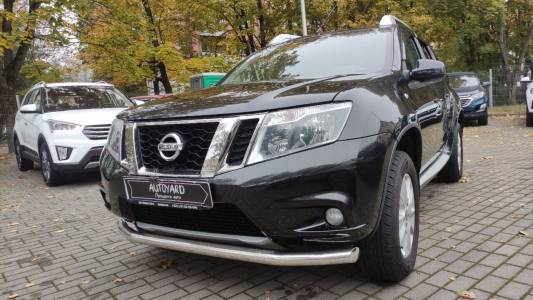 Nissan Terrano D10