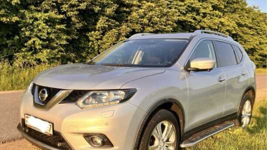 Nissan X-Trail III (T32), 2015, пробег 168000 км Nissan X-Trail III (T32), 2015, пробег 168000 км