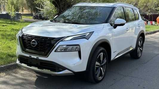 Nissan X-Trail IV (T33), 2023, пробег 110 км Nissan X-Trail IV (T33), 2023, пробег 110 км