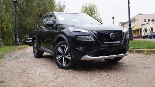 Nissan X-Trail IV (T33) Nissan X-Trail IV (T33)