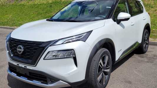 Nissan X-Trail IV (T33) Nissan X-Trail IV (T33)