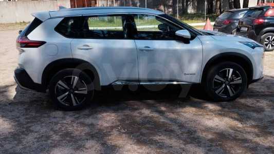 Nissan X-Trail IV (T33) Nissan X-Trail IV (T33)