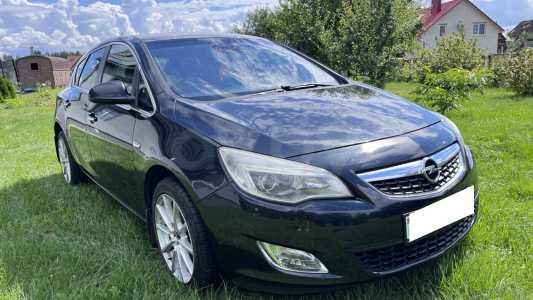 Opel Astra J