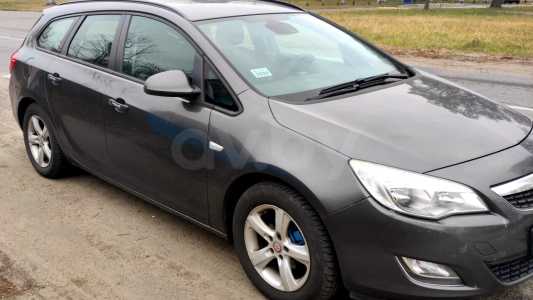 Opel Astra J