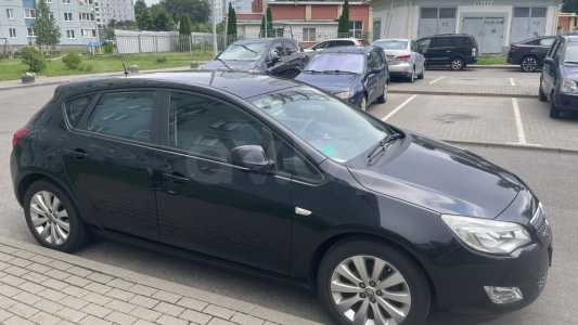 Opel Astra J