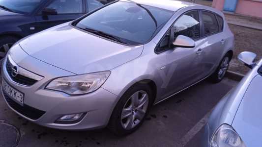 Opel Astra J