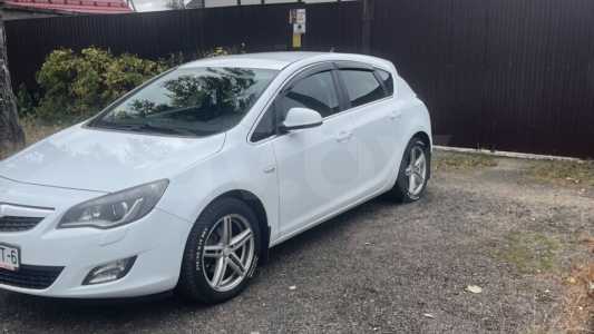 Opel Astra J