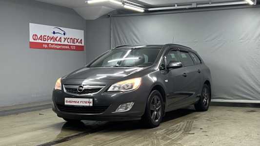 Opel Astra J