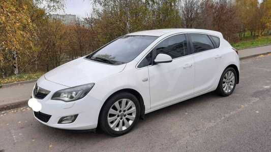 Opel Astra J