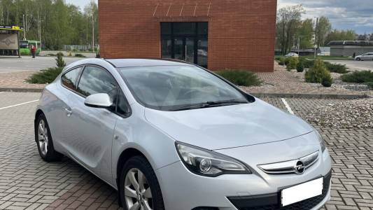 Opel Astra J