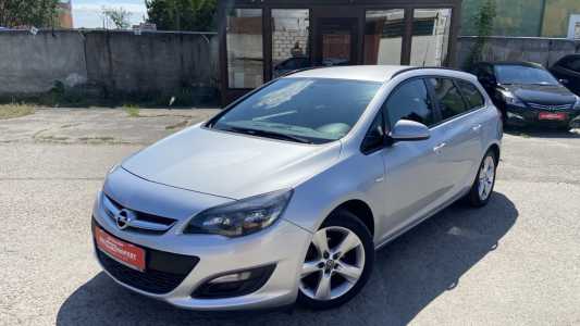 Opel Astra J Рестайлинг