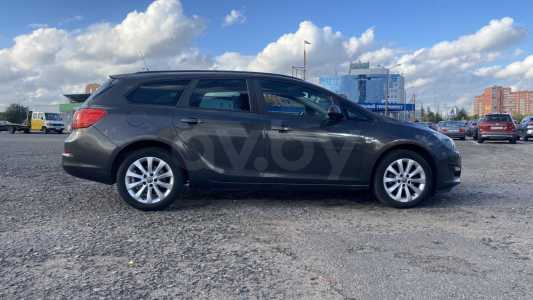 Opel Astra J Рестайлинг