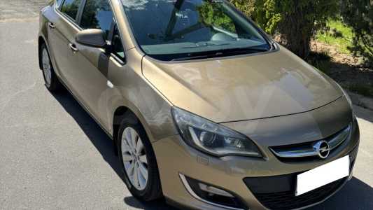 Opel Astra J Рестайлинг