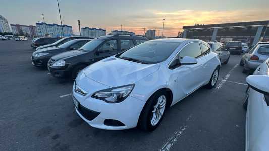 Opel Astra J Рестайлинг