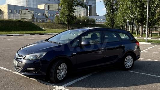 Opel Astra J Рестайлинг