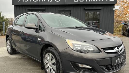 Opel Astra J Рестайлинг