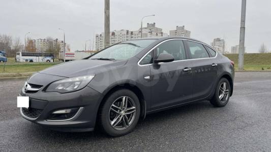 Opel Astra J Рестайлинг