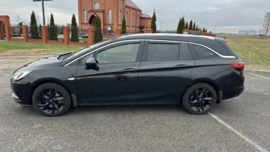 Opel Astra K, 2018, пробег 205000 км