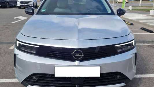 Opel Astra L