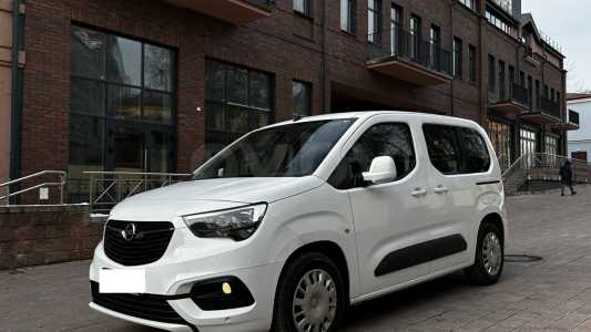 Opel Combo E
