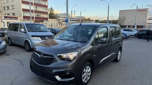 Opel Combo E