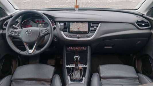 Opel Grandland X I, 2019, пробег 117000 км Opel Grandland X I, 2019, пробег 117000 км